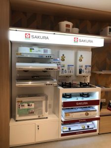 The new look of SAKURA counter in Lok Fu UNY reopens from 1st November, 2019 after its renovation.  A full range of Sakura appliances, including water heater, range hood, gas cooker, built-hob and dish sterilizer is displayed.  Our SAKURA promoter is happy to serve every customer and to introduce our products.  Please come and visit us.